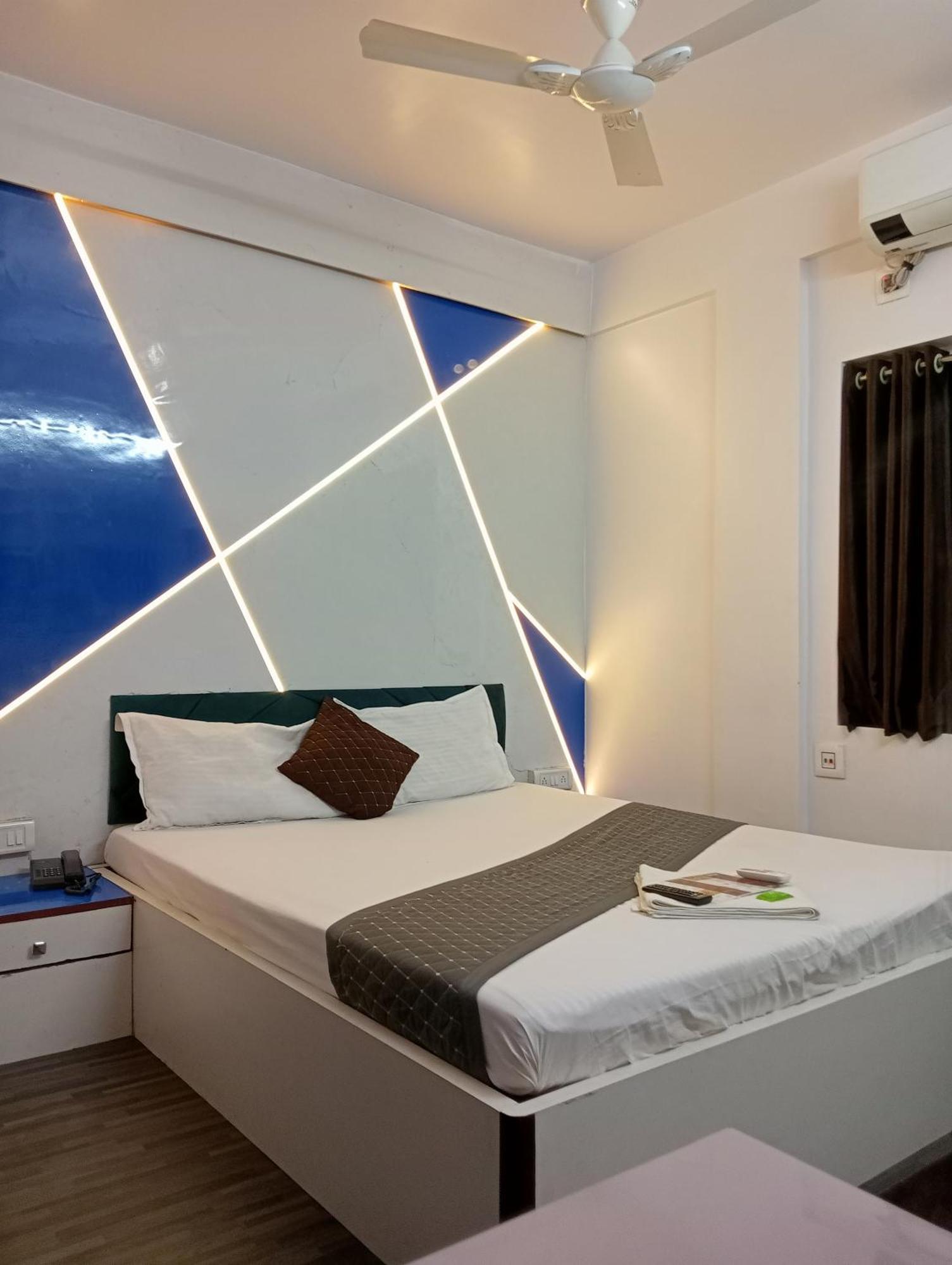 Hotel Green Leaf Calcutta  Esterno foto